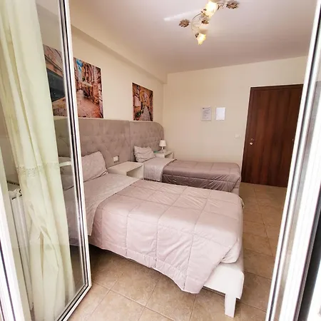 Waltanna Airport Bed and Breakfast Μπάρι